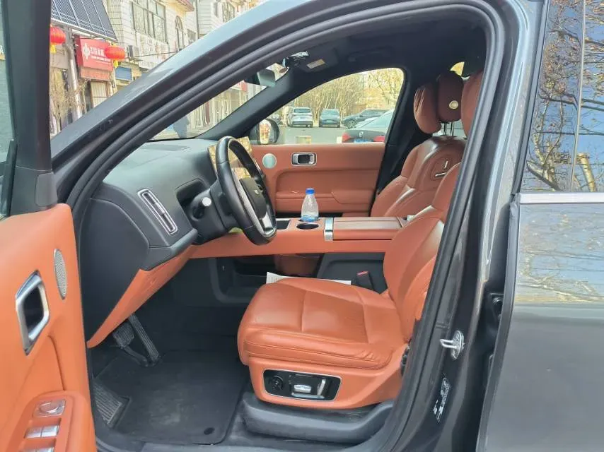 2022 Li L9 Range Extended 154HP REEV 42.6KWH,autocango,china used car exporter,china ev exporter,chinese used car exporter,chinese used ev exporter