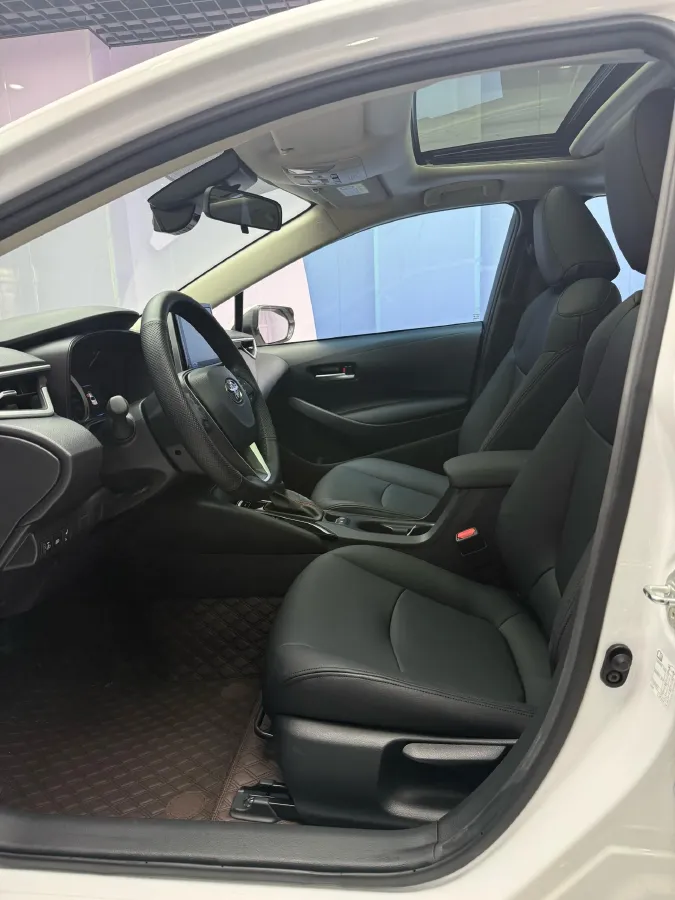 2021 Toyota Corolla 1.2T 116HP L4 CVT,autocango,china used car exporter,china ev exporter,chinese used car exporter,chinese used ev exporter