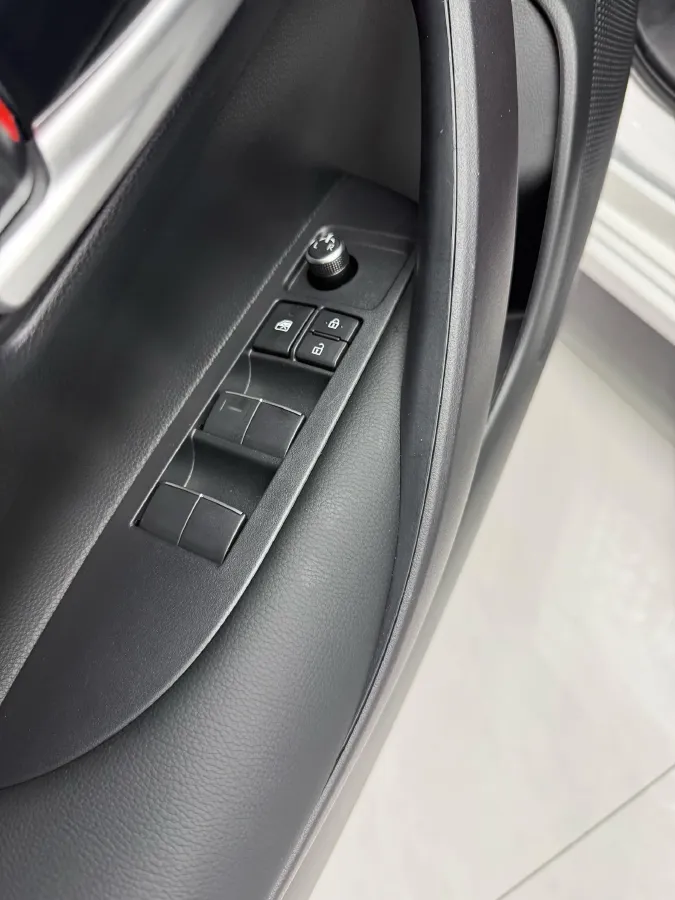 2021 Toyota Corolla 1.2T 116HP L4 CVT,autocango,china used car exporter,china ev exporter,chinese used car exporter,chinese used ev exporter