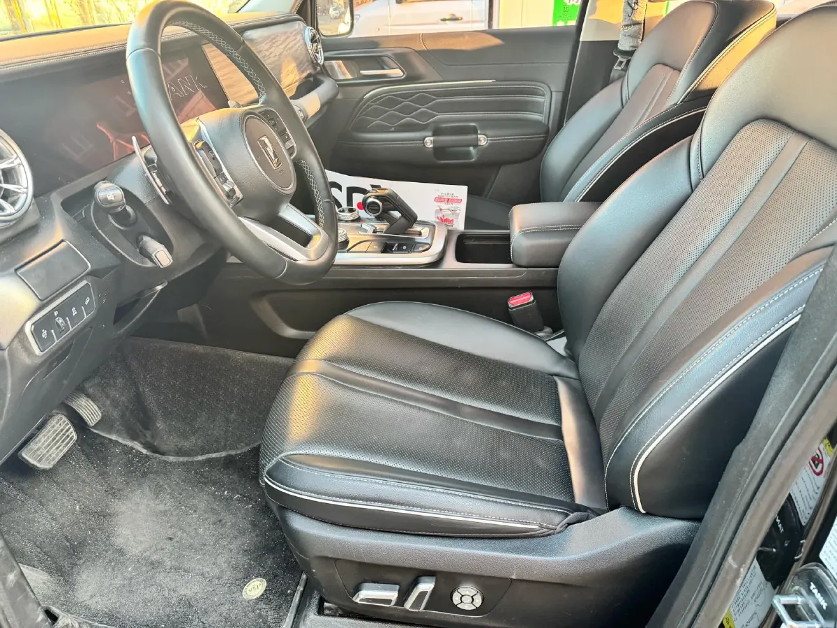 2024 Tank 300 2.0T 227HP L4 8AT,autocango,china used car exporter,china ev exporter,chinese used car exporter,chinese used ev exporter