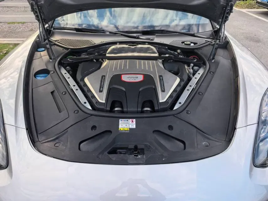 2021 Porsche Panamera 4.0T 480HP V8 8DCT,autocango,china used car exporter,china ev exporter,chinese used car exporter,chinese used ev exporter