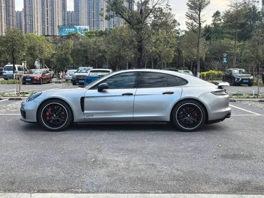 2021 Porsche Panamera 4.0T 480HP V8 8DCT,autocango,china used car exporter,china ev exporter,chinese used car exporter,chinese used ev exporter