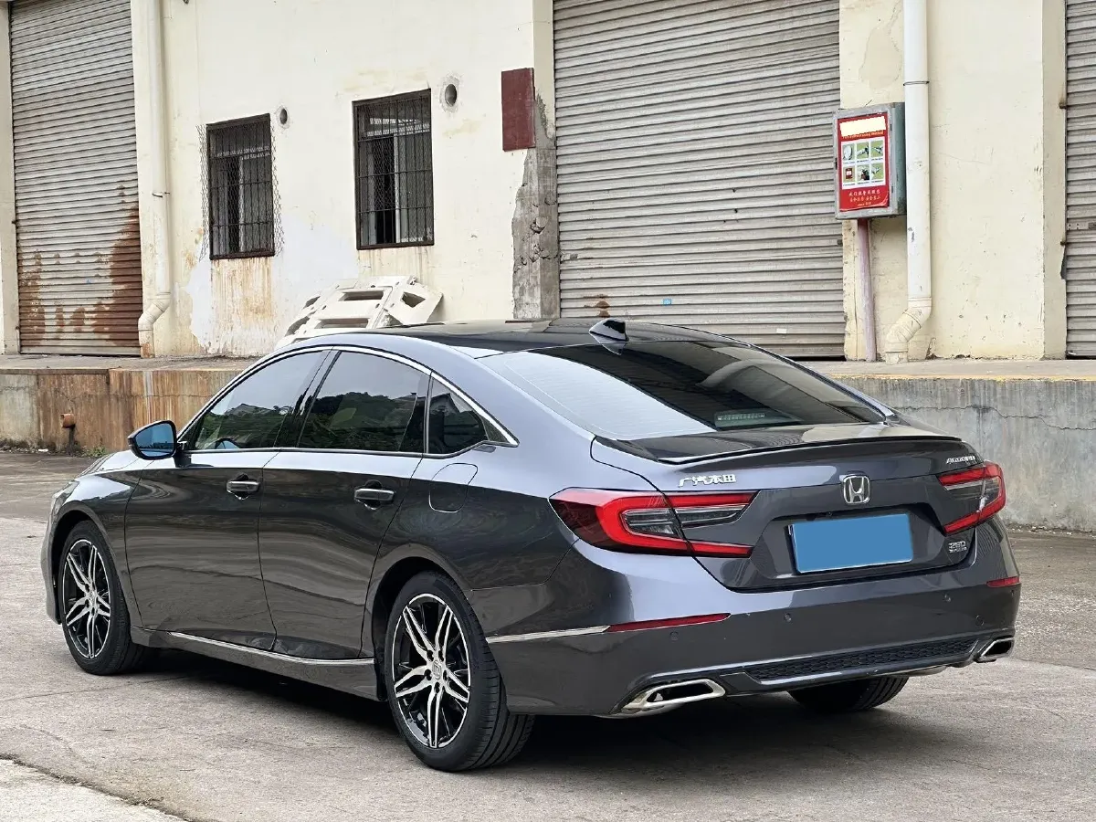2022 Honda Accord 1.5T 194HP L4 CVT,autocango,china used car exporter,china ev exporter,chinese used car exporter,chinese used ev exporter