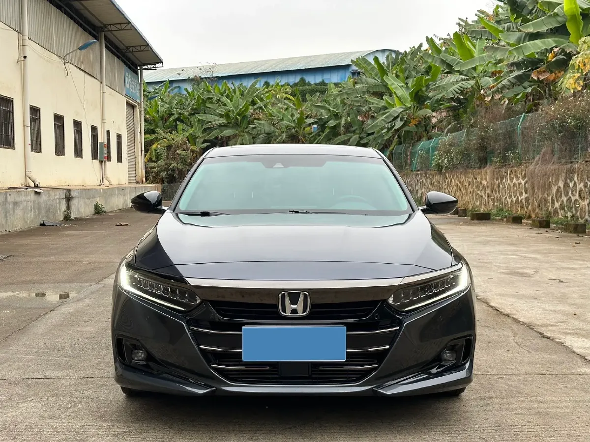 2022 Honda Accord 1.5T 194HP L4 CVT,autocango,china used car exporter,china ev exporter,chinese used car exporter,chinese used ev exporter