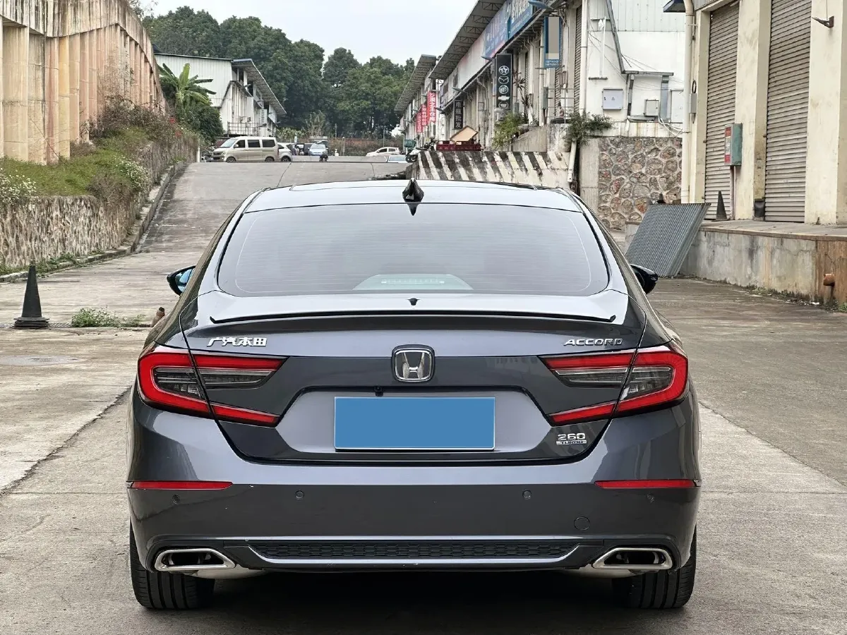 2022 Honda Accord 1.5T 194HP L4 CVT,autocango,china used car exporter,china ev exporter,chinese used car exporter,chinese used ev exporter