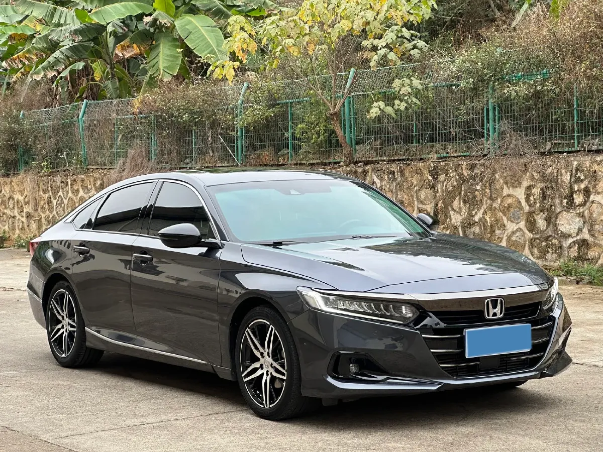 2022 Honda Accord 1.5T 194HP L4 CVT,autocango,china used car exporter,china ev exporter,chinese used car exporter,chinese used ev exporter