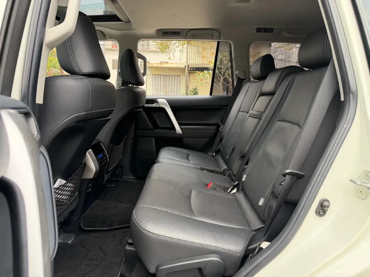 2019 Toyota Land Cruiser Prado 3.5L 280HP V6 6AT,autocango,china used car exporter,china ev exporter,chinese used car exporter,chinese used ev exporter