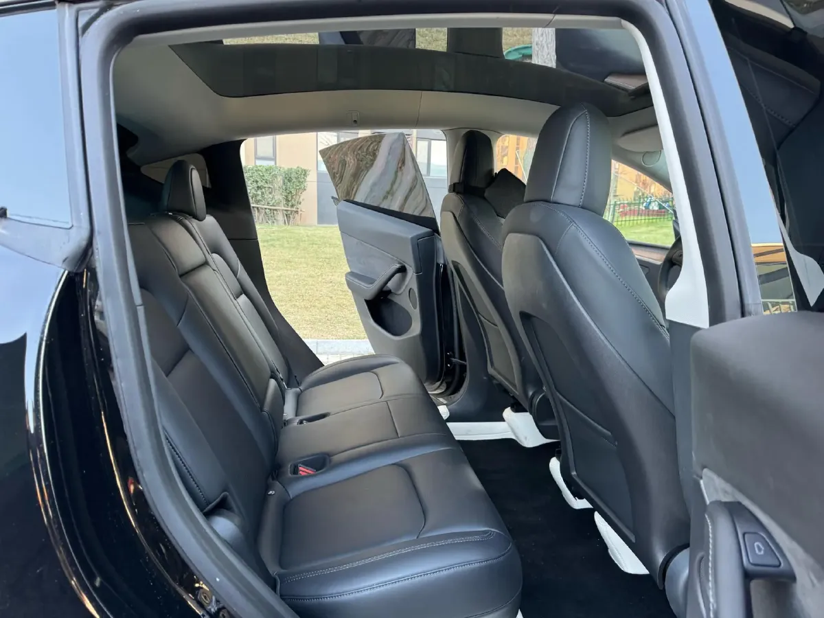 2022 Tesla Model Y BEV 78.4KWH,autocango,china used car exporter,china ev exporter,chinese used car exporter,chinese used ev exporter