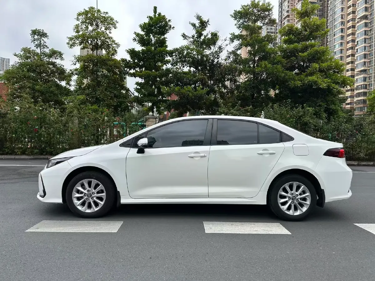 2021 Toyota Corolla 1.2T 116HP L4 CVT,autocango,china used car exporter,china ev exporter,chinese used car exporter,chinese used ev exporter