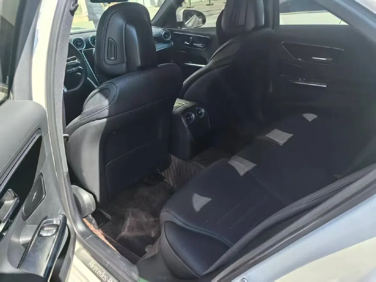 2023 Mercedes-Benz C Class 1.5T 204HP L4 9AT,autocango,china used car exporter,china ev exporter,chinese used car exporter,chinese used ev exporter