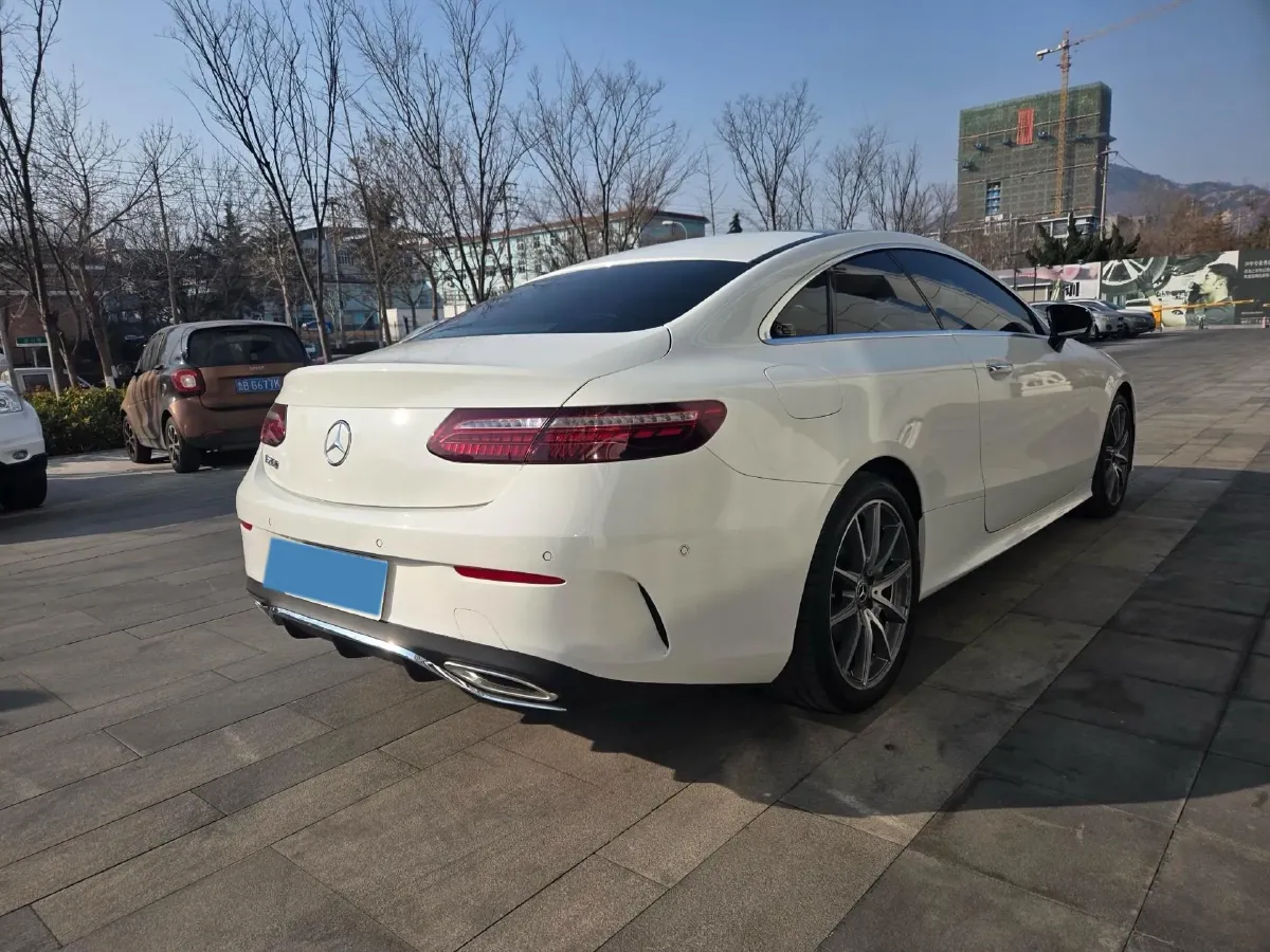 2021 Mercedes-Benz E Class 1.5T 184HP L4 9AT,autocango,china used car exporter,china ev exporter,chinese used car exporter,chinese used ev exporter