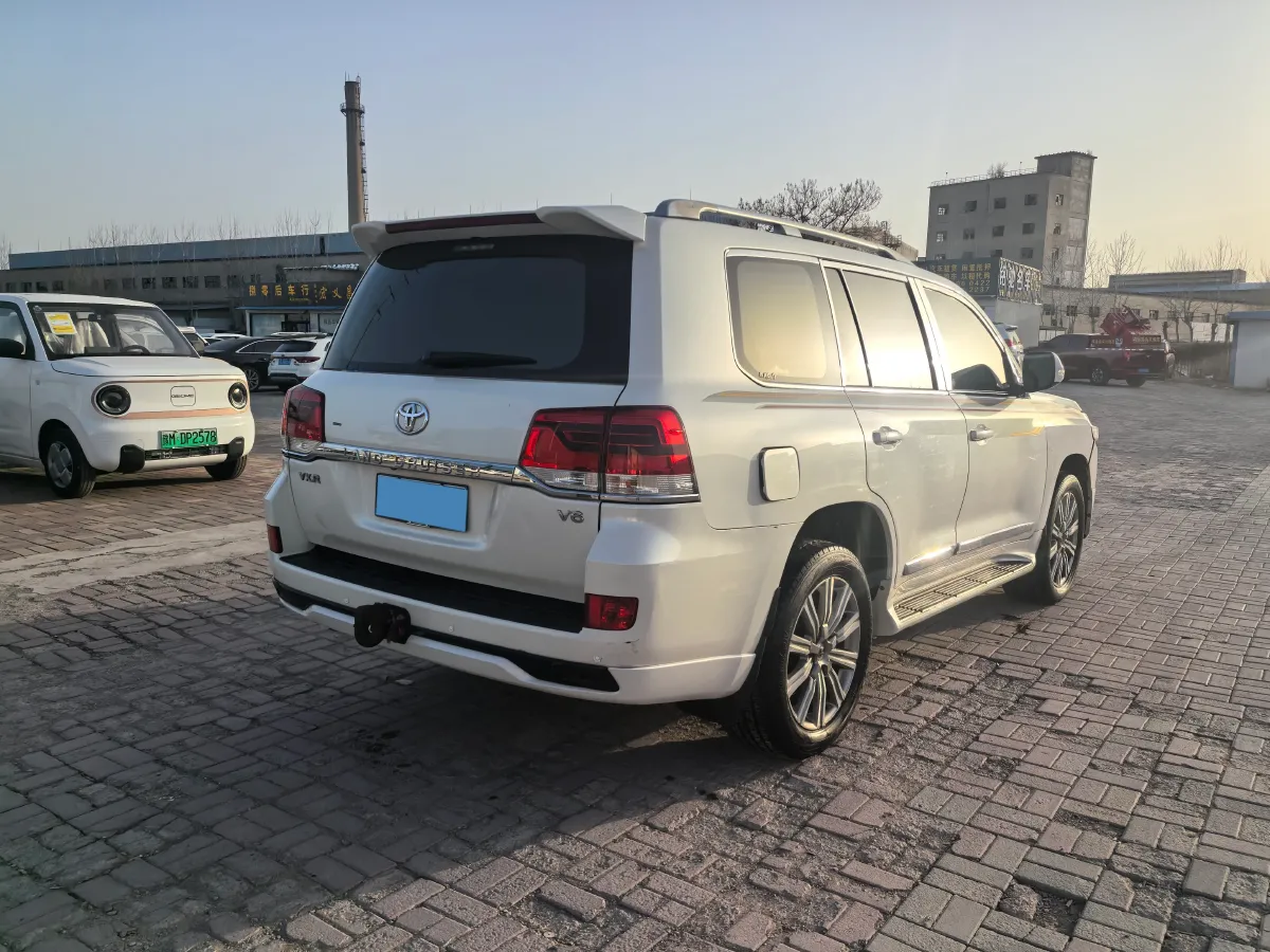 2019 Chevrolet Trax 1.0T 125HP L3 6AT,autocango,china used car exporter,china ev exporter,chinese used car exporter,chinese used ev exporter