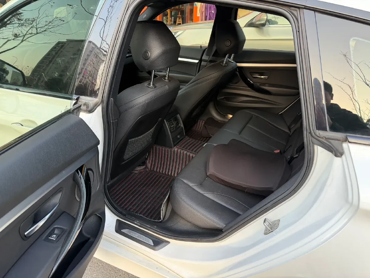 2019 BMW 3 Series GT 2.0T 184HP L4 8AT,autocango,china used car exporter,china ev exporter,chinese used car exporter,chinese used ev exporter