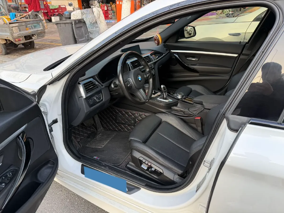 2019 BMW 3 Series GT 2.0T 184HP L4 8AT,autocango,china used car exporter,china ev exporter,chinese used car exporter,chinese used ev exporter