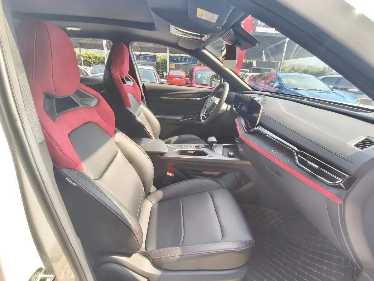 2026 ChangAn X5 PLUS 1.5T 192HP L4 7DCT,autocango,china used car exporter,china ev exporter,chinese used car exporter,chinese used ev exporter