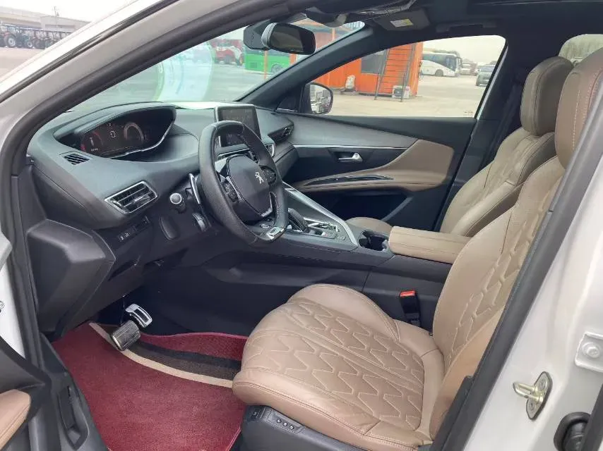 2019 Peugeot 5008 1.8T 204HP L4 6AT,autocango,china used car exporter,china ev exporter,chinese used car exporter,chinese used ev exporter
