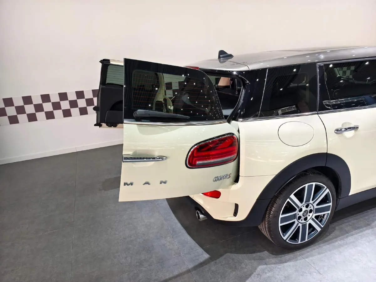2022 MINI CLUBMAN 2.0T 192HP L4 7DCT,autocango,china used car exporter,china ev exporter,chinese used car exporter,chinese used ev exporter