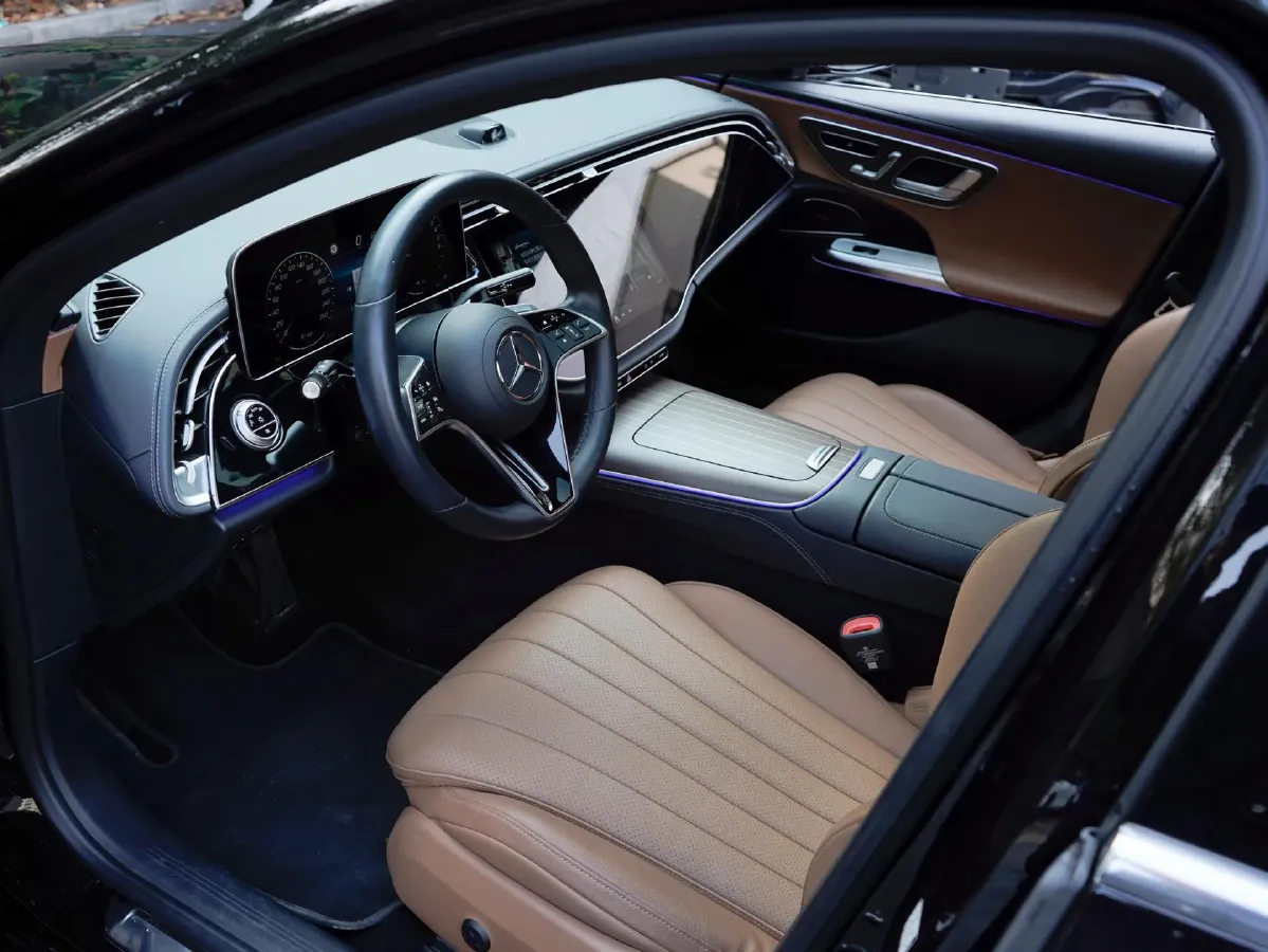 2024 Mercedes-Benz E Class 2.0T 204HP L4 9AT PHEV 25.4KWH,autocango,china used car exporter,china ev exporter,chinese used car exporter,chinese used ev exporter