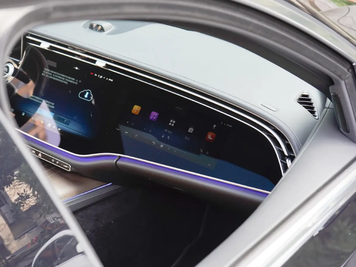 2024 Mercedes-Benz E Class 2.0T 204HP L4 9AT PHEV 25.4KWH,autocango,china used car exporter,china ev exporter,chinese used car exporter,chinese used ev exporter