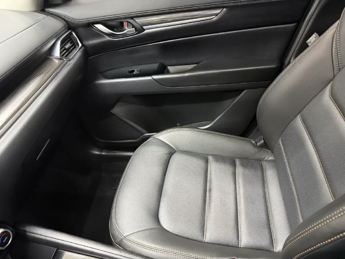 2022 MAXUS XinTu V90 2.0T 150HP L4 6AT,autocango,china used car exporter,china ev exporter,chinese used car exporter,chinese used ev exporter