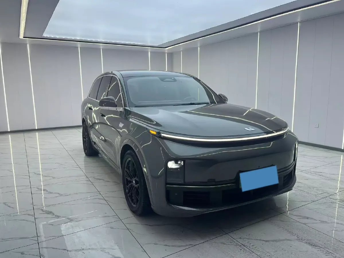 2023 Li L7 Range Extended 154HP REEV 40.9KWH,autocango,china used car exporter,china ev exporter,chinese used car exporter,chinese used ev exporter