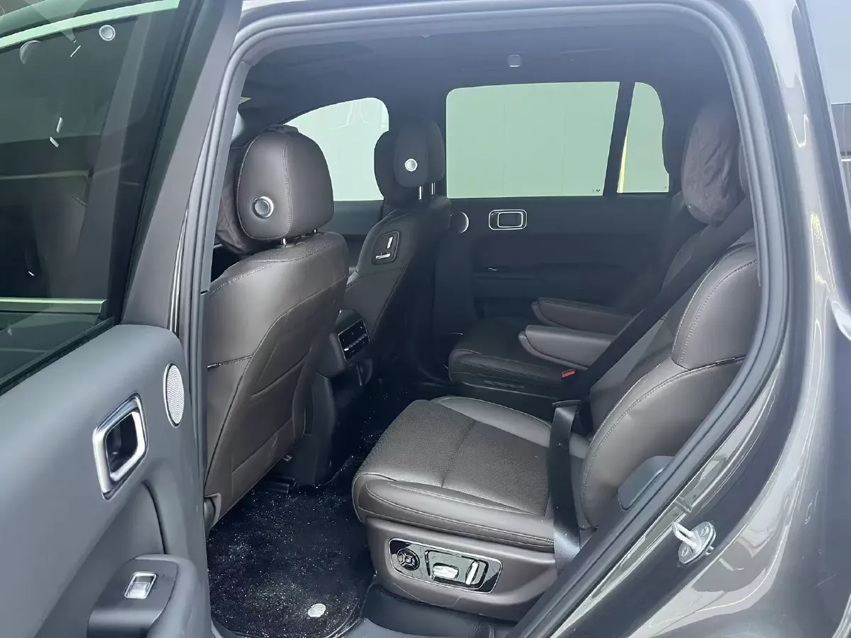 2023 Li L7 Range Extended 154HP REEV 40.9KWH,autocango,china used car exporter,china ev exporter,chinese used car exporter,chinese used ev exporter