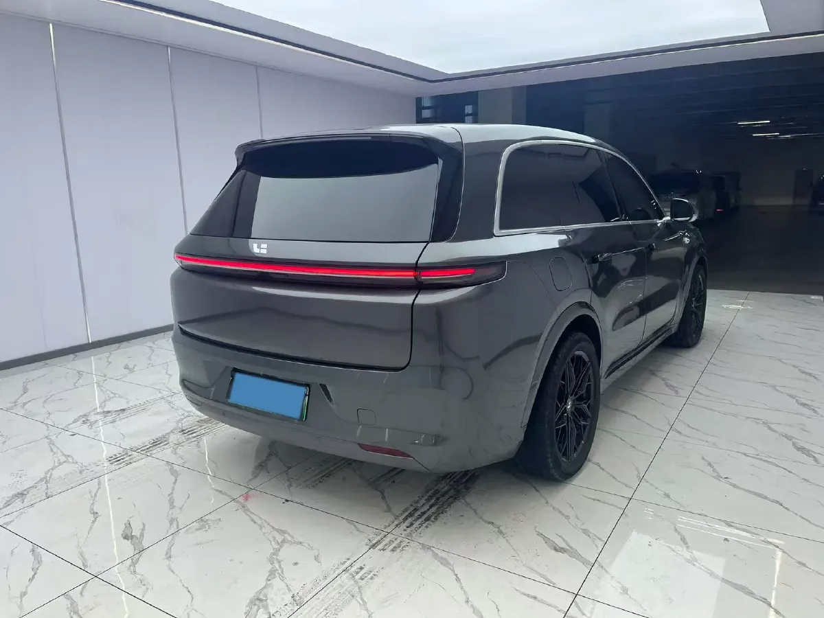 2023 Li L7 Range Extended 154HP REEV 40.9KWH,autocango,china used car exporter,china ev exporter,chinese used car exporter,chinese used ev exporter