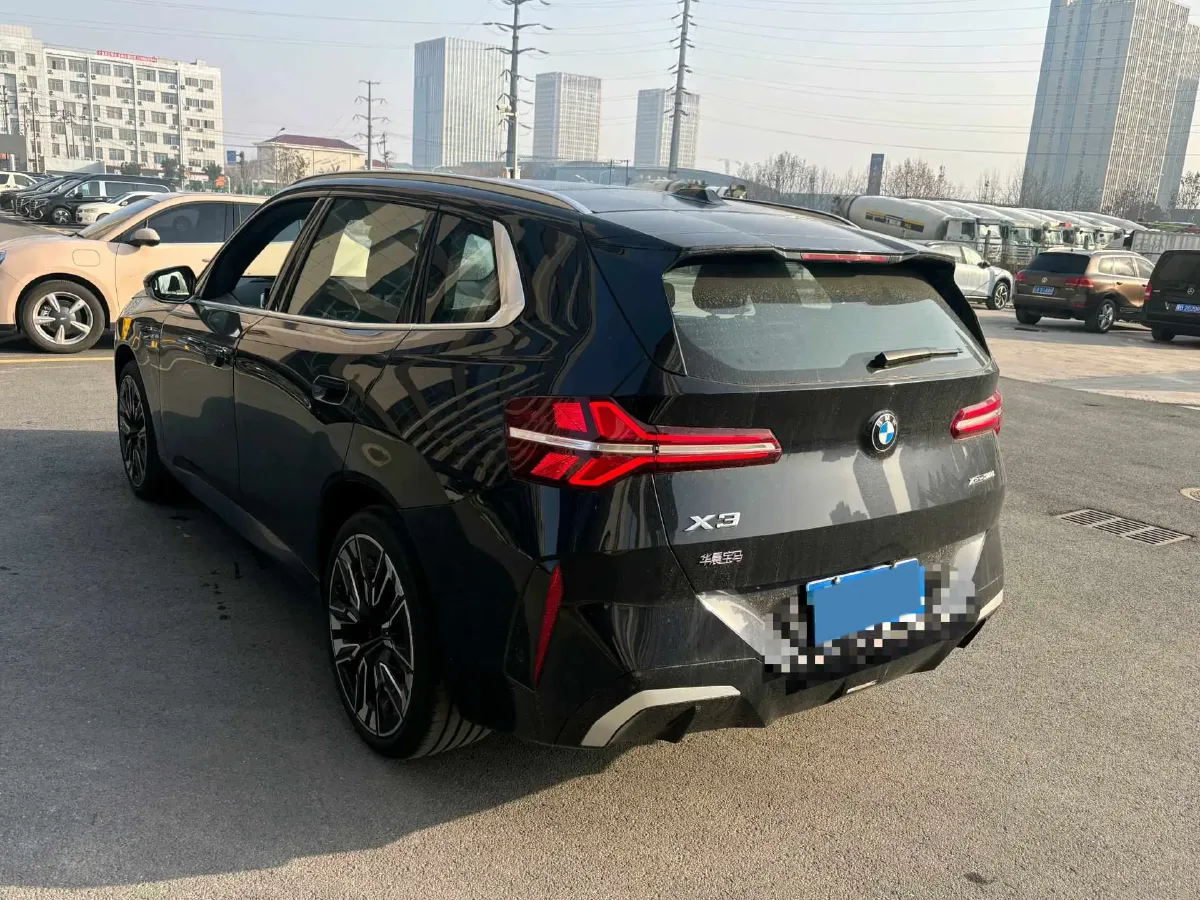 2025 BMW X3 2.0T 258HP L4 8AT,autocango,china used car exporter,china ev exporter,chinese used car exporter,chinese used ev exporter