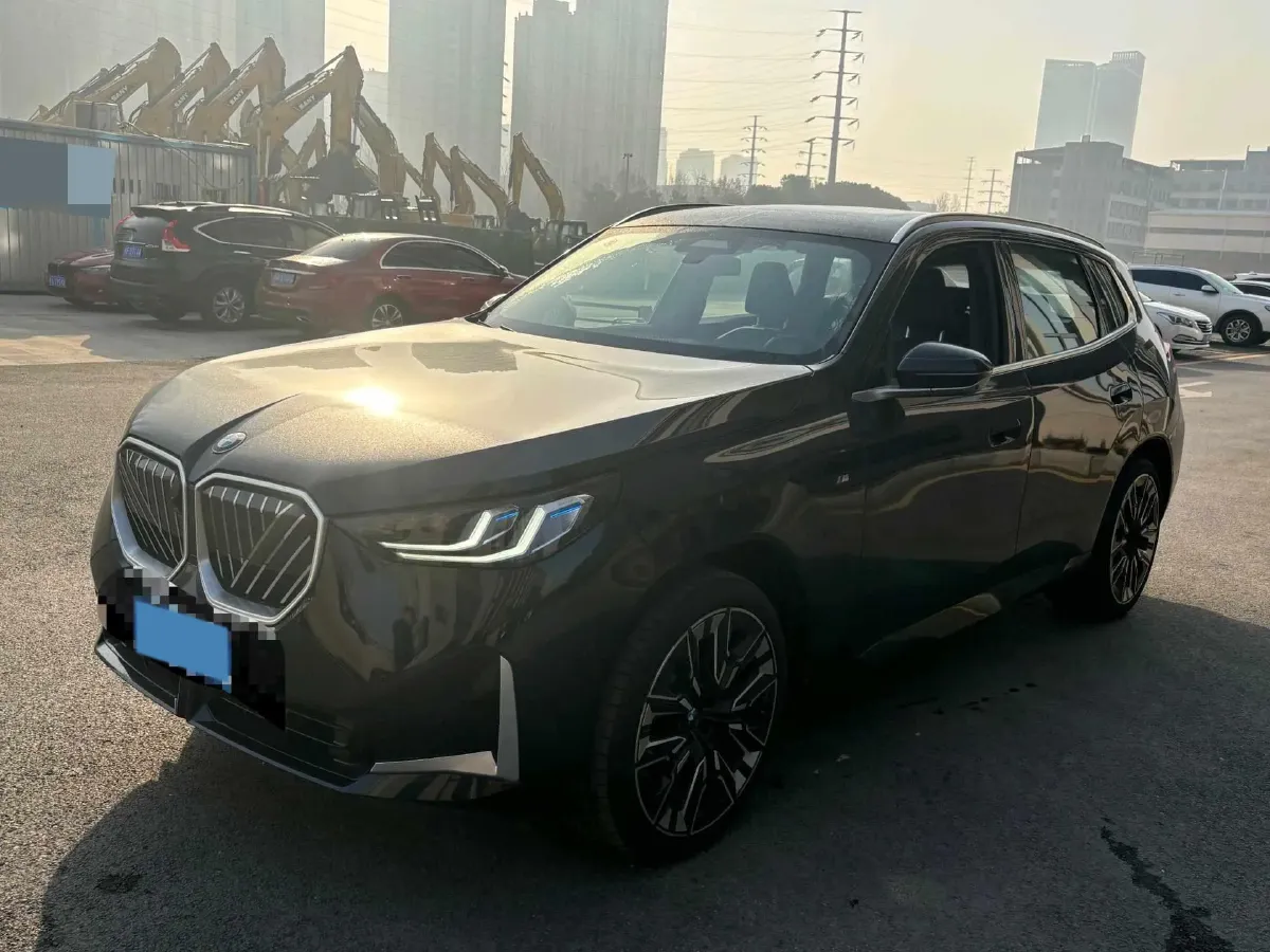 2025 BMW X3 2.0T 258HP L4 8AT,autocango,china used car exporter,china ev exporter,chinese used car exporter,chinese used ev exporter