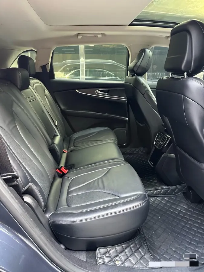 2021 Lincoln Nautilus 2.0T 245HP L4 8AT,autocango,china used car exporter,china ev exporter,chinese used car exporter,chinese used ev exporter