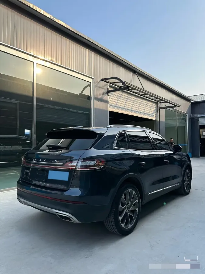 2021 Lincoln Nautilus 2.0T 245HP L4 8AT,autocango,china used car exporter,china ev exporter,chinese used car exporter,chinese used ev exporter