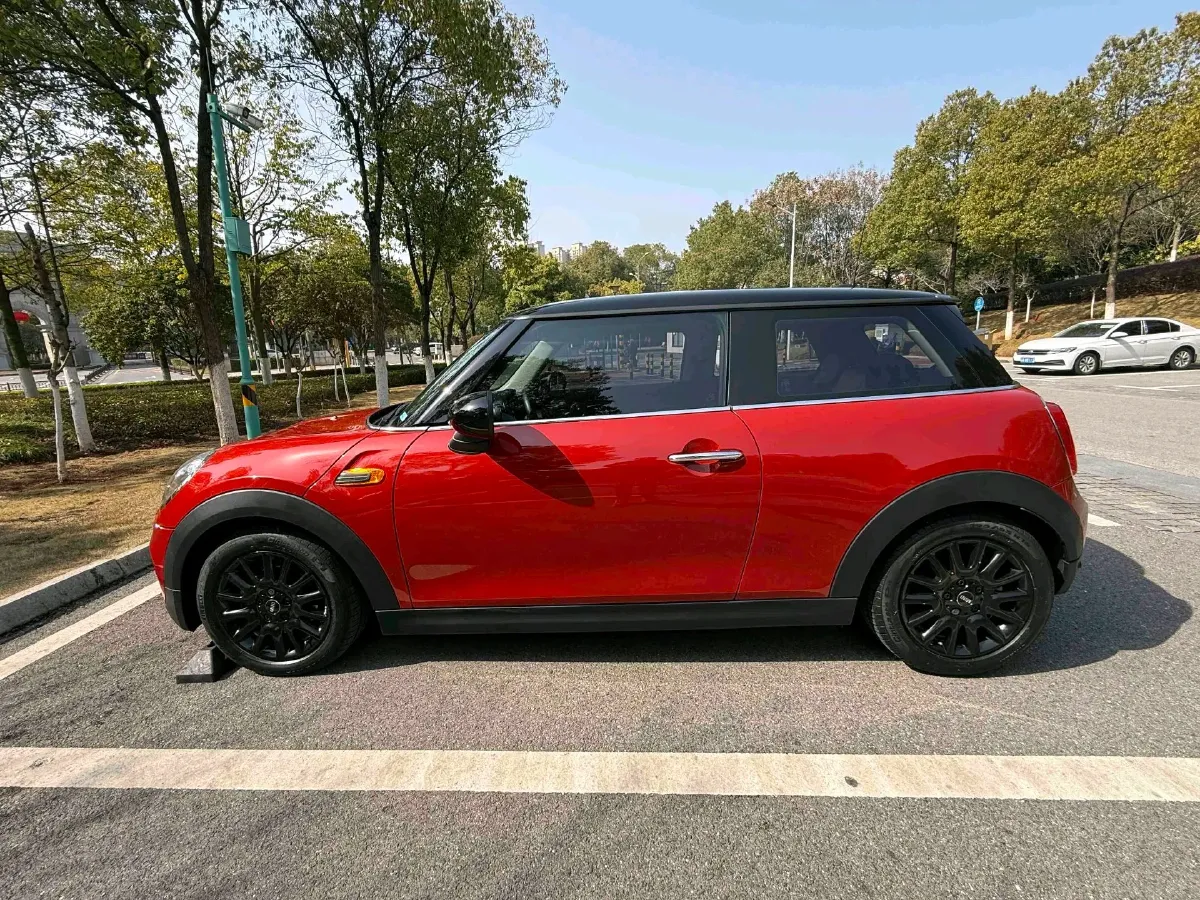2018 MINI MINI 1.5T 136HP L3 6AT,autocango,china used car exporter,china ev exporter,chinese used car exporter,chinese used ev exporter