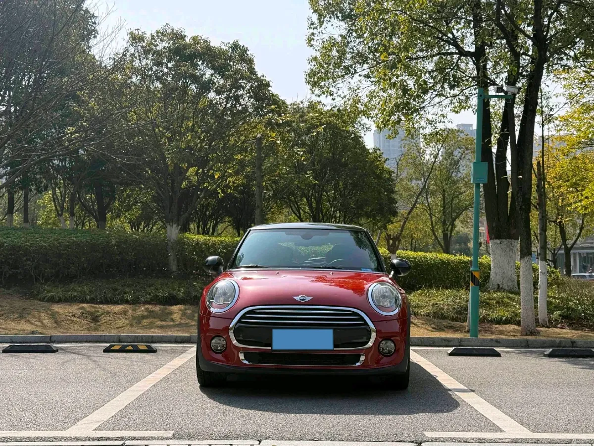 2018 MINI MINI 1.5T 136HP L3 6AT,autocango,china used car exporter,china ev exporter,chinese used car exporter,chinese used ev exporter