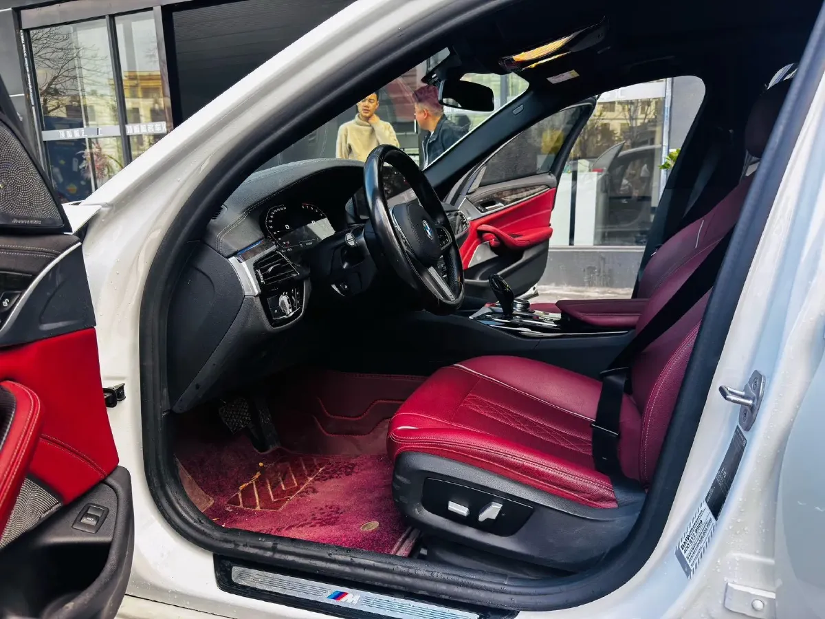 2021 BMW 5 Series 2.0T 184HP L4 8AT,autocango,china used car exporter,china ev exporter,chinese used car exporter,chinese used ev exporter