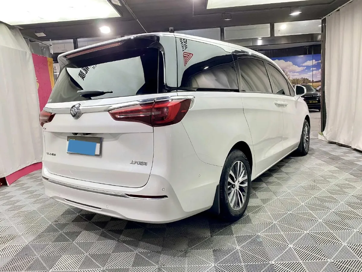 2021 Buick GL8 2.0T 237HP L4 9AT,autocango,china used car exporter,china ev exporter,chinese used car exporter,chinese used ev exporter