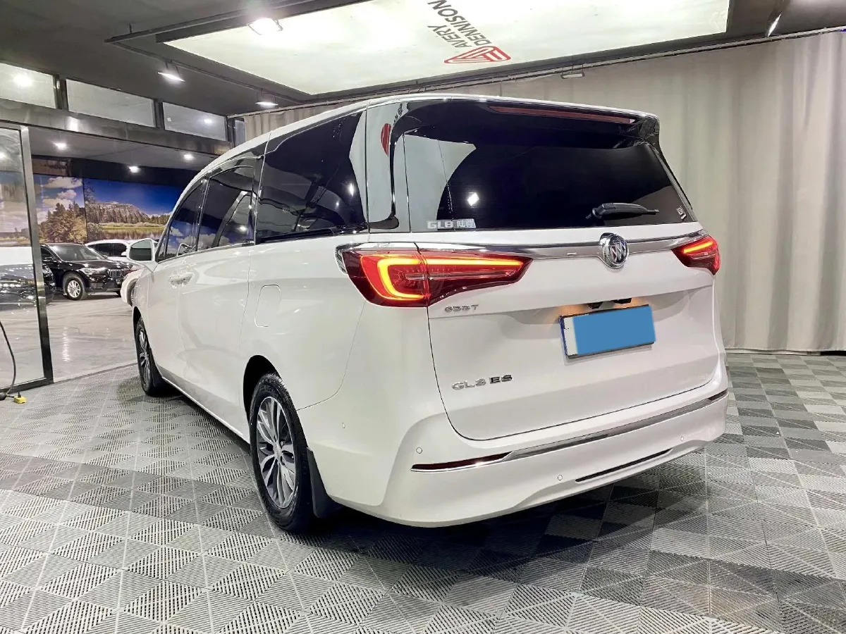 2021 Buick GL8 2.0T 237HP L4 9AT,autocango,china used car exporter,china ev exporter,chinese used car exporter,chinese used ev exporter
