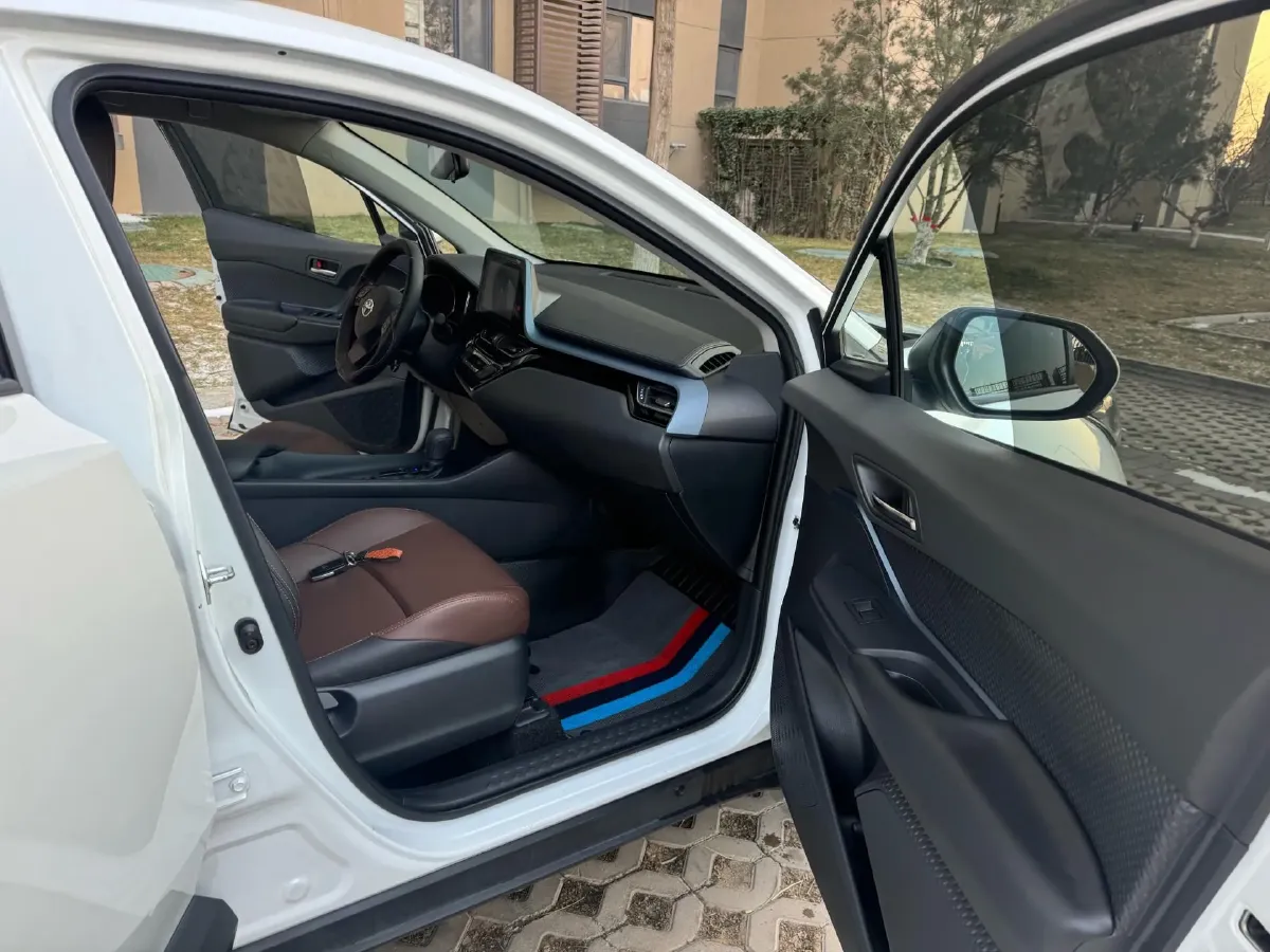 2022 Toyota Izoa 2.0L 171HP L4 CVT,autocango,china used car exporter,china ev exporter,chinese used car exporter,chinese used ev exporter