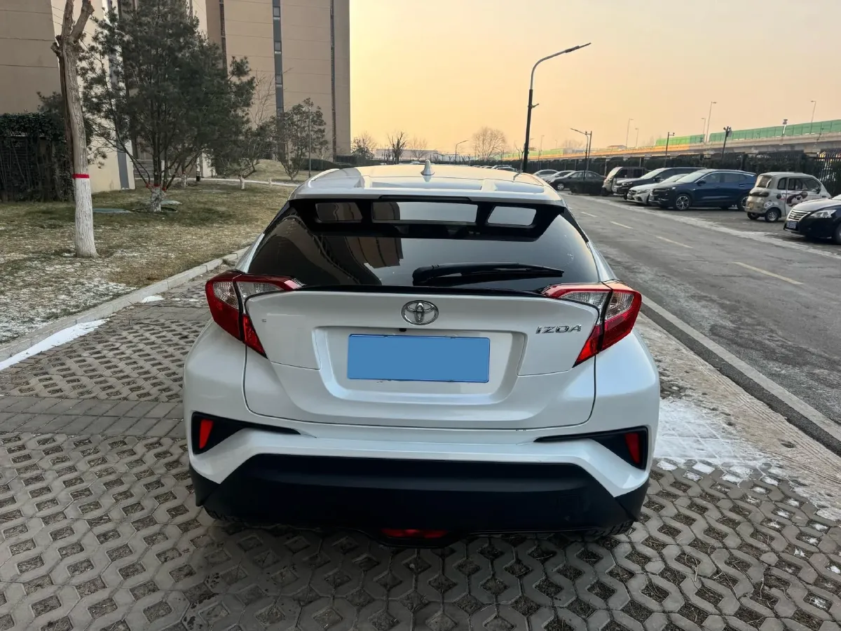 2022 Toyota Izoa 2.0L 171HP L4 CVT,autocango,china used car exporter,china ev exporter,chinese used car exporter,chinese used ev exporter