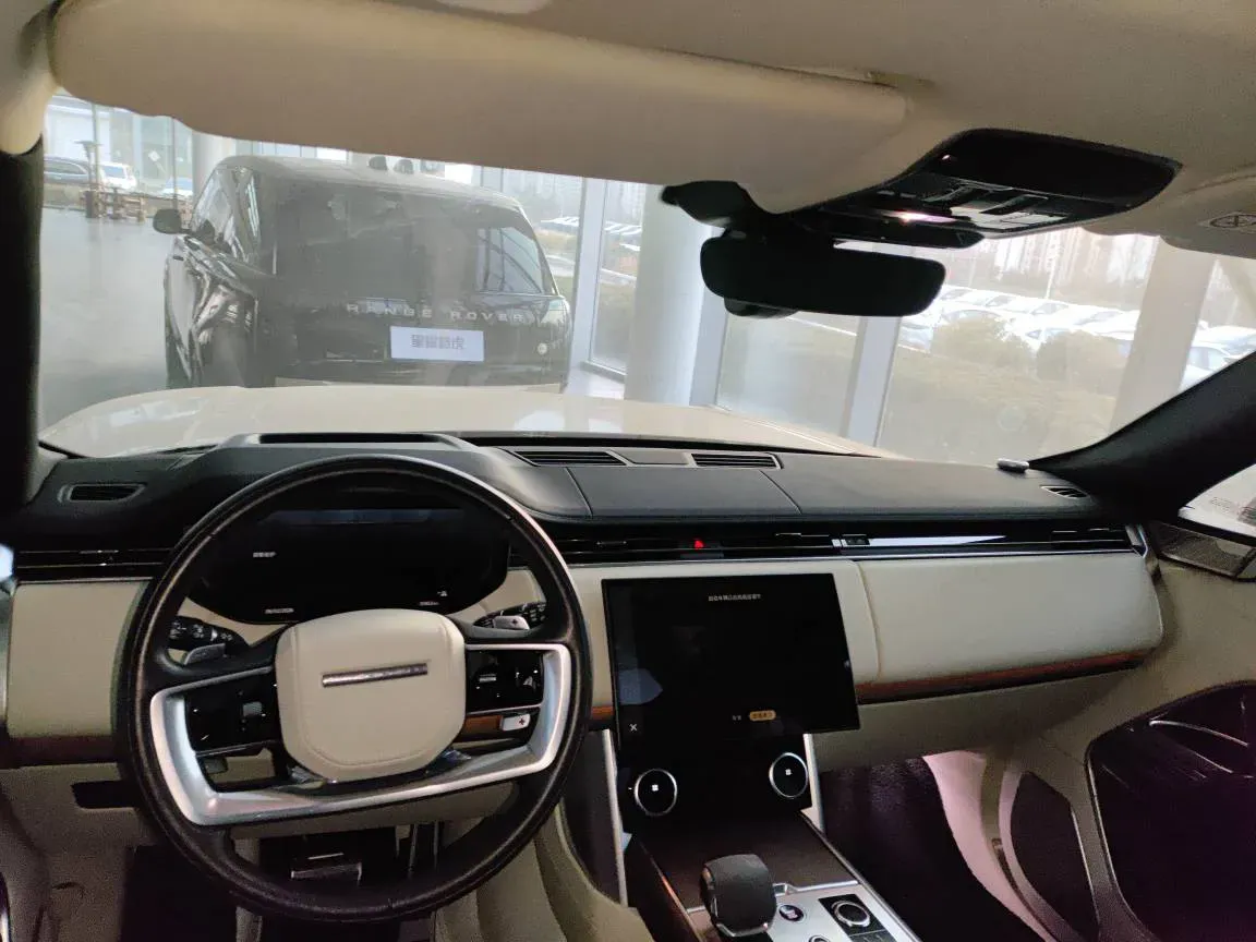 2024 Land Rover Range Rover 3.0T 400HP L6 8AT,autocango,china used car exporter,china ev exporter,chinese used car exporter,chinese used ev exporter