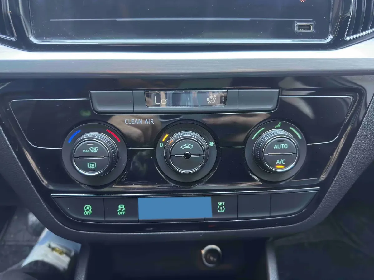 2022 Skoda Kamiq 1.5L 112HP L4 6AT,autocango,china used car exporter,china ev exporter,chinese used car exporter,chinese used ev exporter