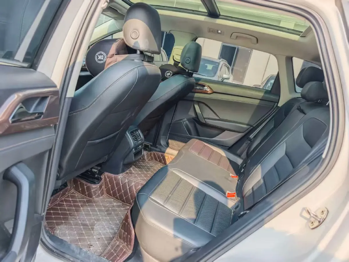 2021 Volkswagen Tharu 1.4T 150HP L4 7DCT,autocango,china used car exporter,china ev exporter,chinese used car exporter,chinese used ev exporter