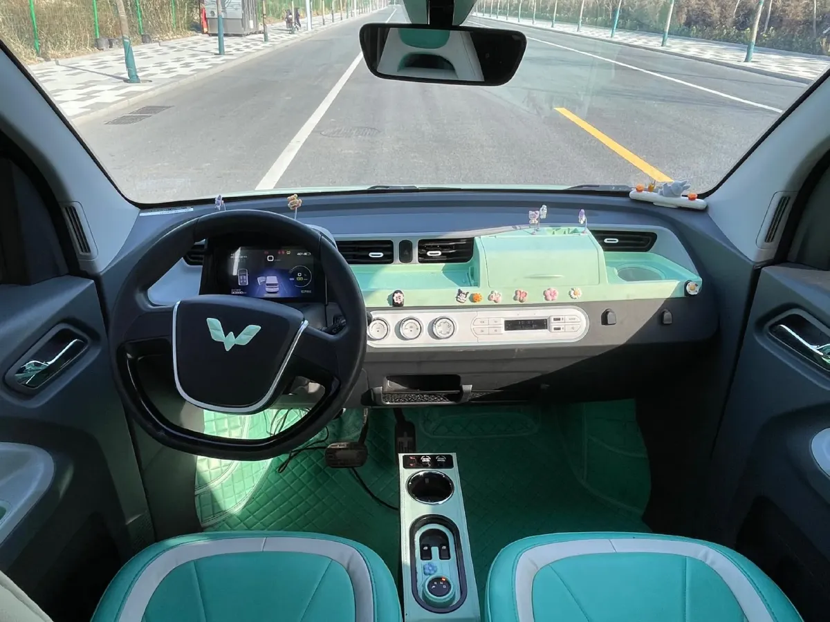 2021 WuLing HongGuang MINI EV BEV 13.8KWH,autocango,china used car exporter,china ev exporter,chinese used car exporter,chinese used ev exporter