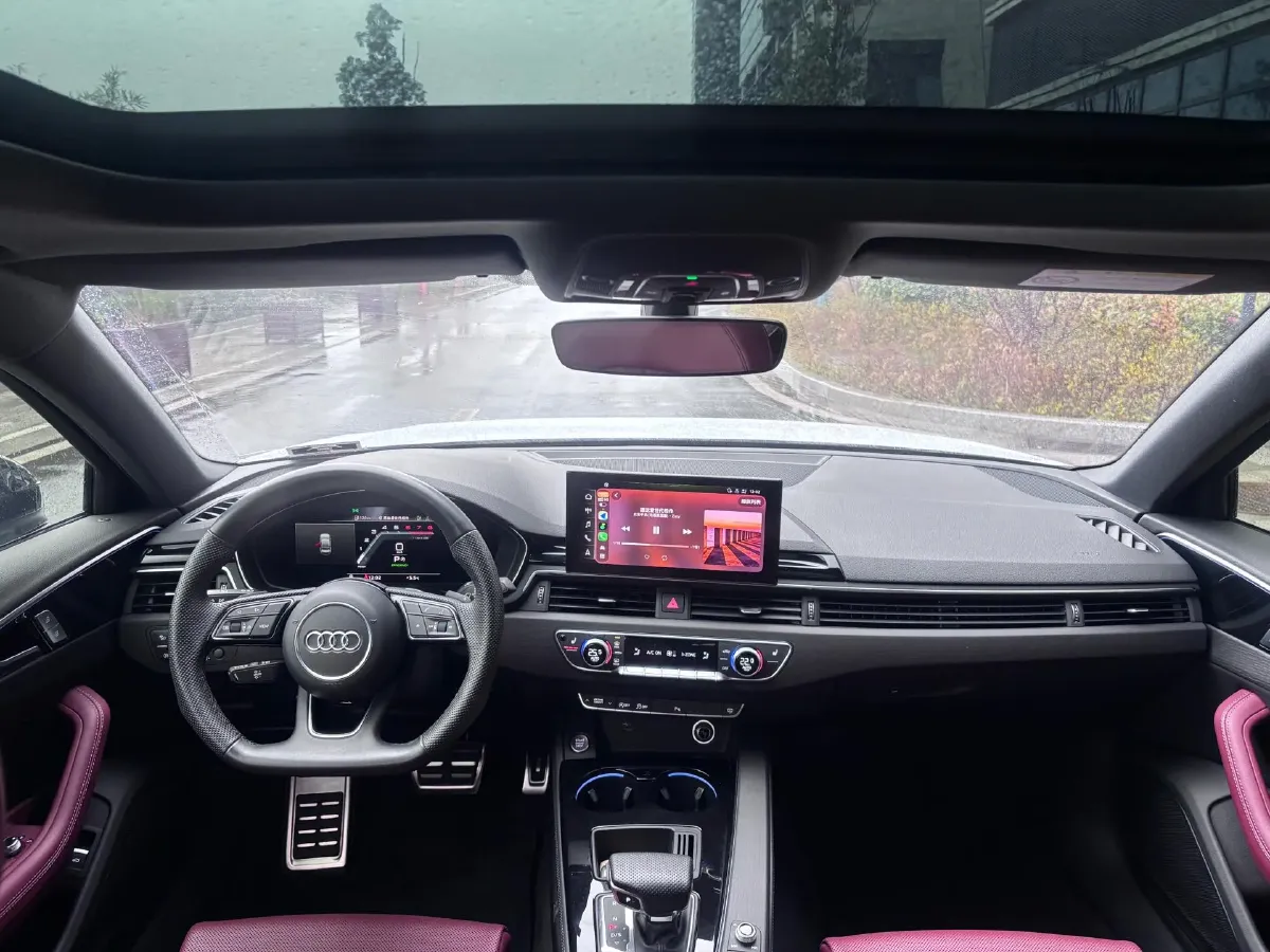 2024 Audi A4L 2.0T 190HP L4 7DCT,autocango,china used car exporter,china ev exporter,chinese used car exporter,chinese used ev exporter