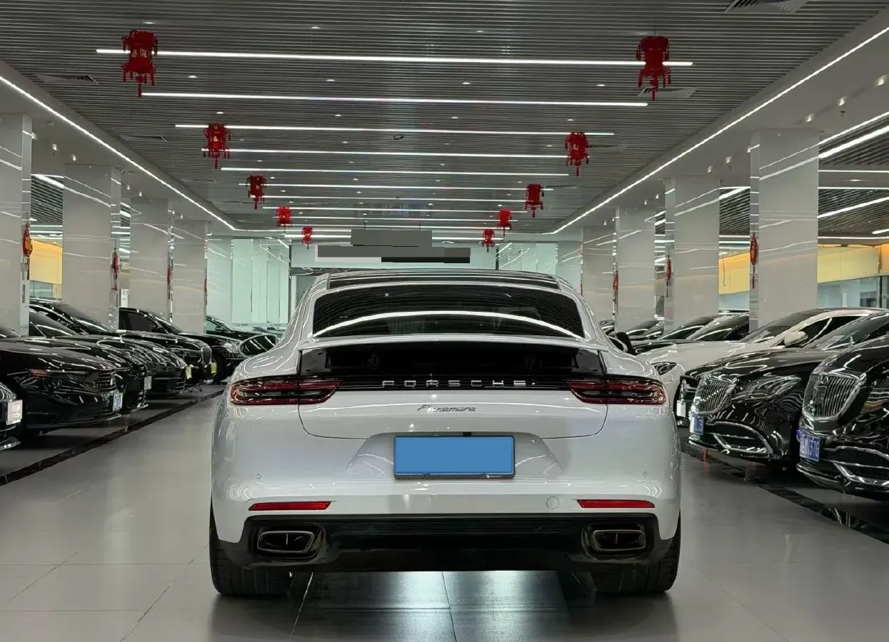 2019 Porsche Panamera 2.9T 330HP V6 8DCT,autocango,china used car exporter,china ev exporter,chinese used car exporter,chinese used ev exporter