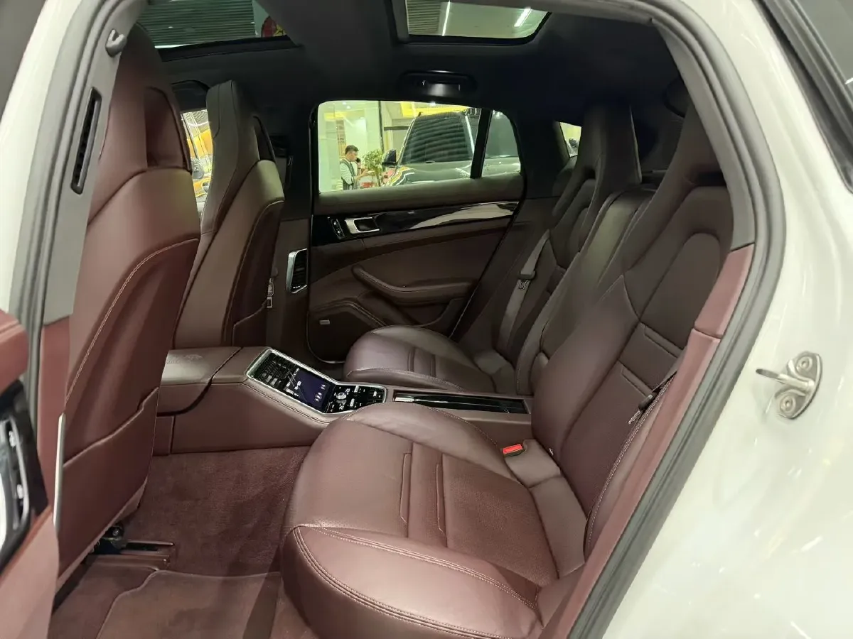 2019 Porsche Panamera 2.9T 330HP V6 8DCT,autocango,china used car exporter,china ev exporter,chinese used car exporter,chinese used ev exporter