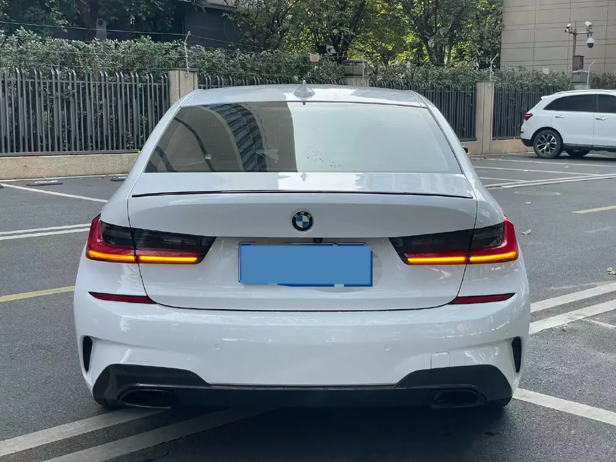 2020 BMW 3 Series 2.0T 258HP L4 8AT,autocango,china used car exporter,china ev exporter,chinese used car exporter,chinese used ev exporter