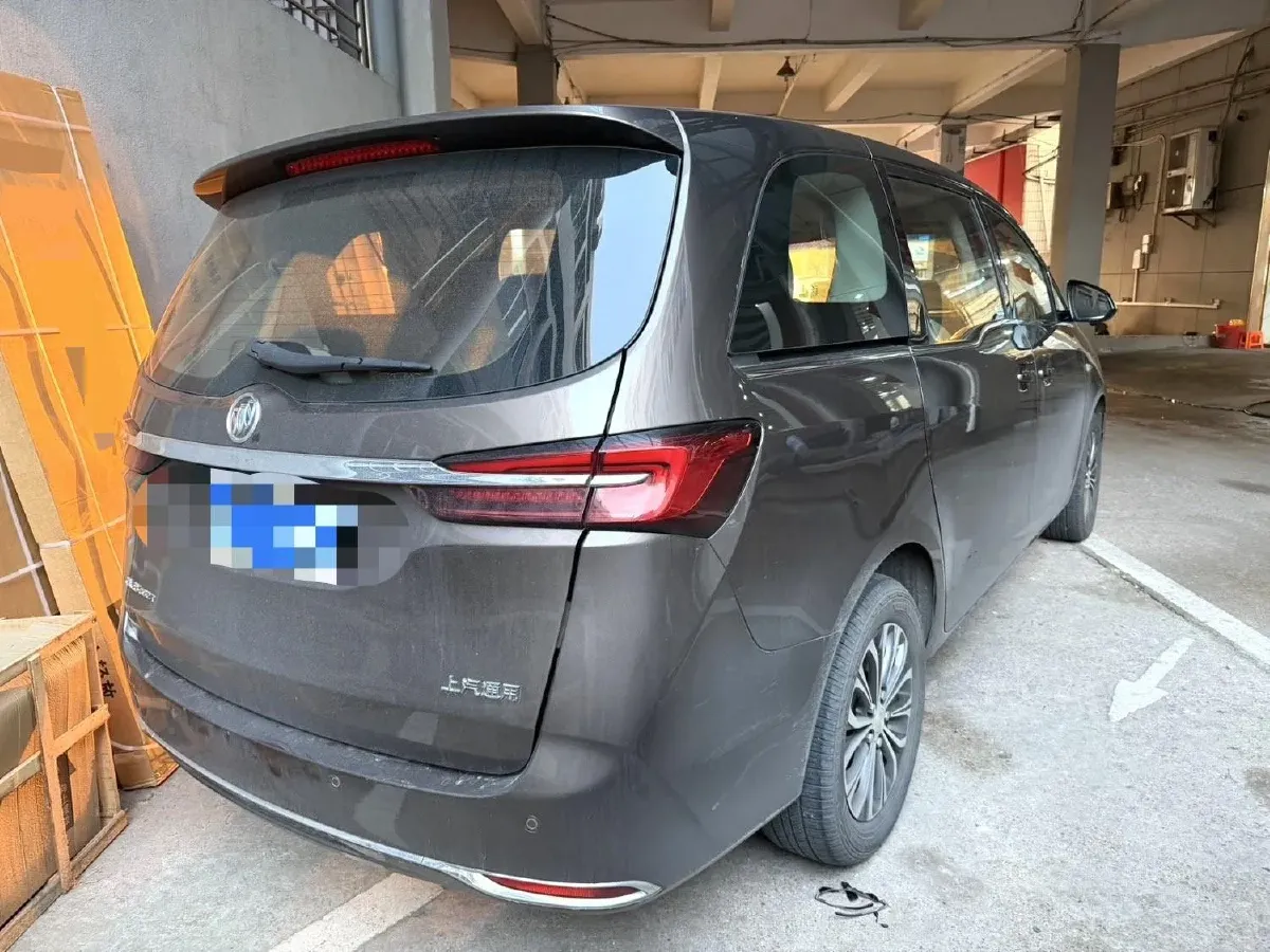 2022 Buick GL8 2.0T 237HP L4 9AT,autocango,china used car exporter,china ev exporter,chinese used car exporter,chinese used ev exporter