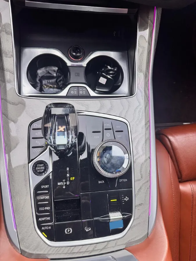 2020 BMW X7 3.0T 340HP L6 8AT,autocango,china used car exporter,china ev exporter,chinese used car exporter,chinese used ev exporter