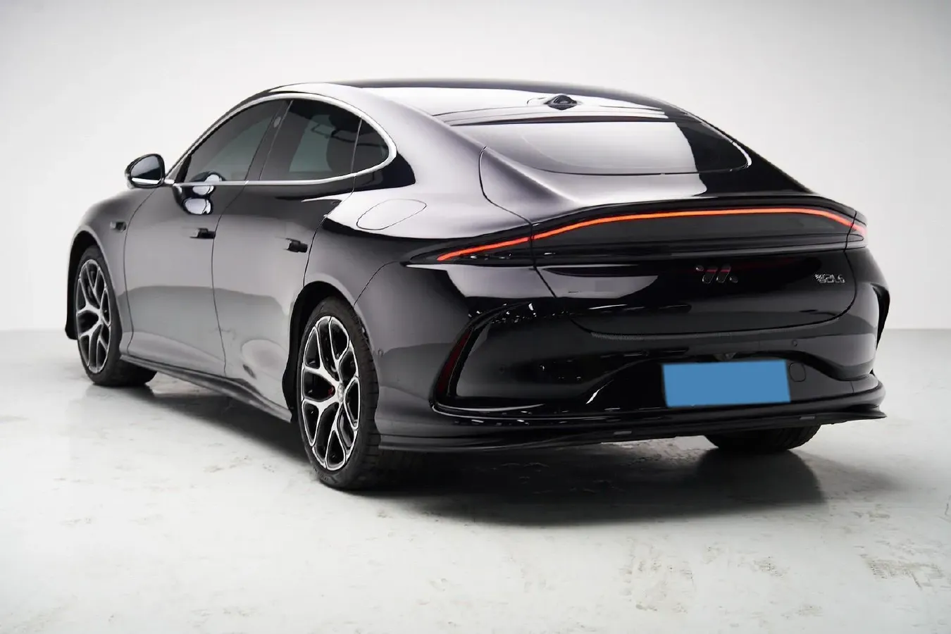 2025 IM L6 BEV,autocango,china used car exporter,china ev exporter,chinese used car exporter,chinese used ev exporter