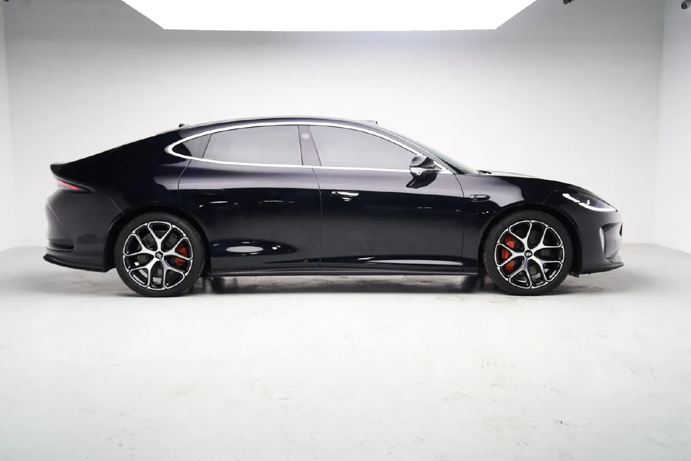 2025 IM L6 BEV,autocango,china used car exporter,china ev exporter,chinese used car exporter,chinese used ev exporter